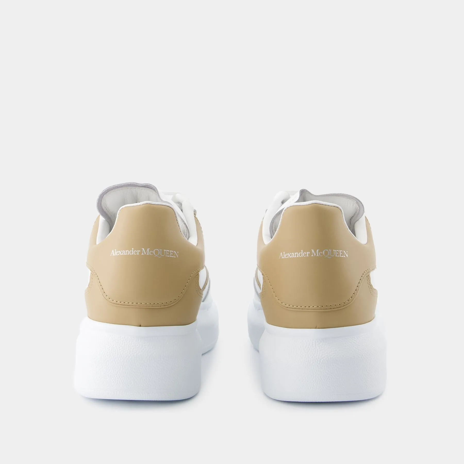 Alexander McQueen  Oversized Sneakers - Alexander McQueen - Leather - White/Camel