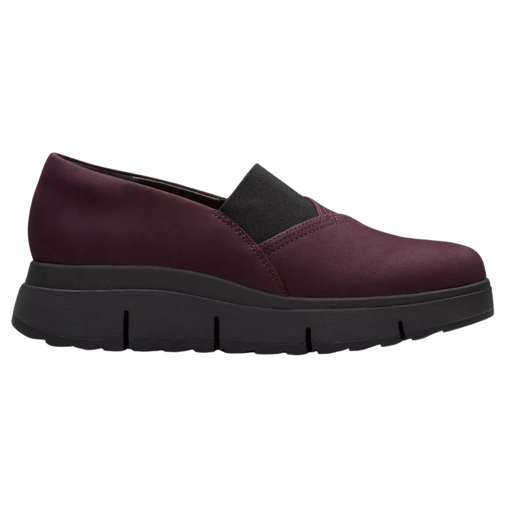 Clarks Loriini West Plum Nubuck Slip-On (Women's)