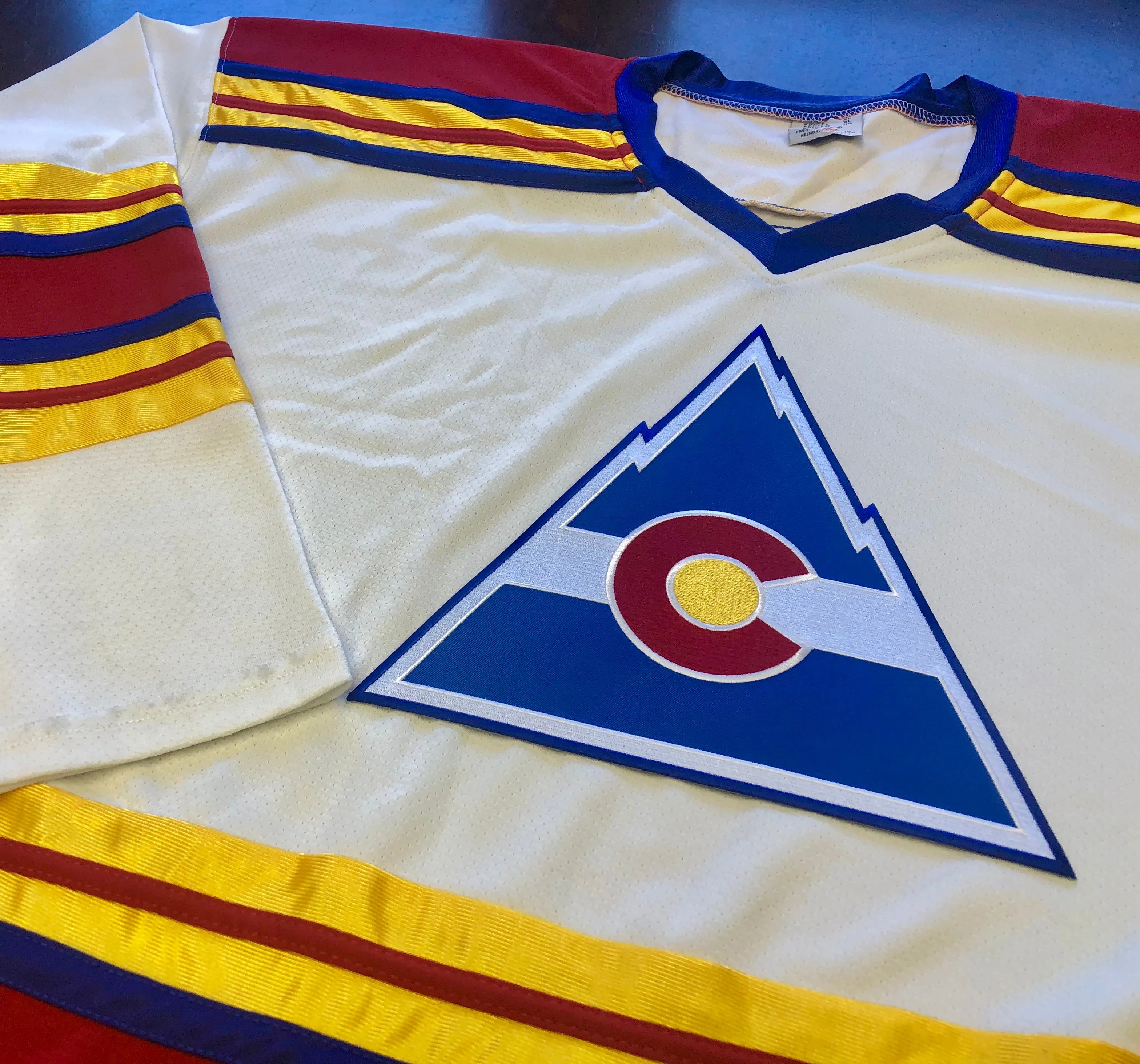 Custom Hockey Jerseys with a Colorado Embroidered Twill Logo