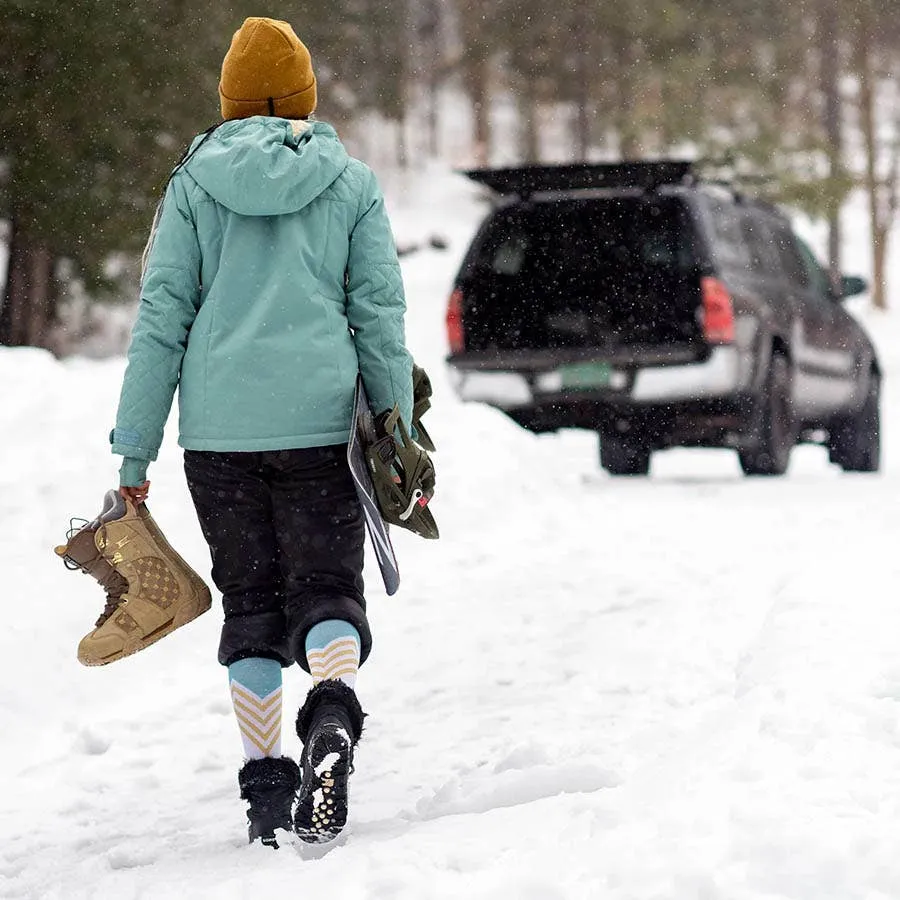 Darn Tough Women's Peaks Over-The-Calf Ultra-Lightweight Ski & Snowboard Socks