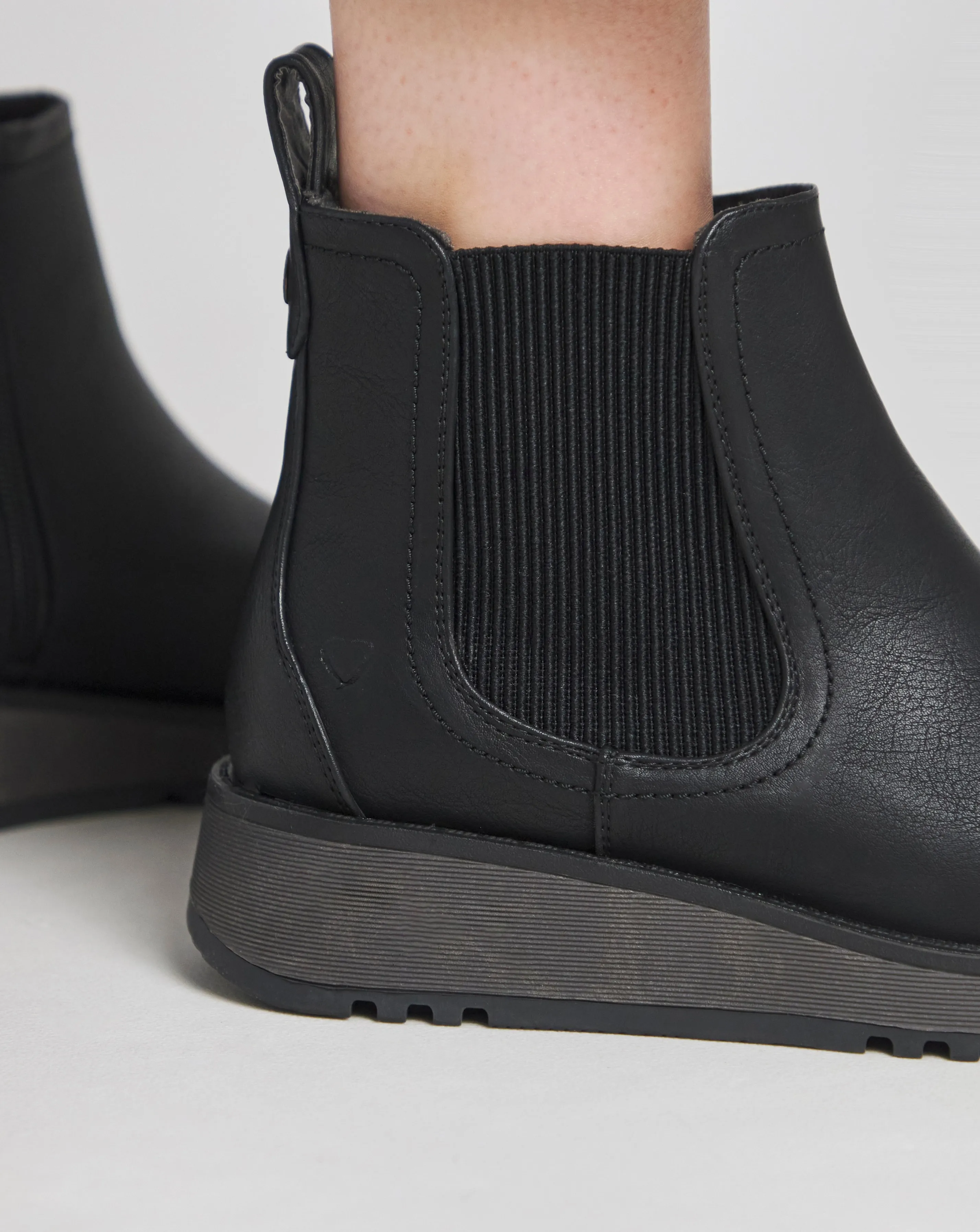 Heavenly Feet Rolo Chelsea Boot Extra Wide Fit