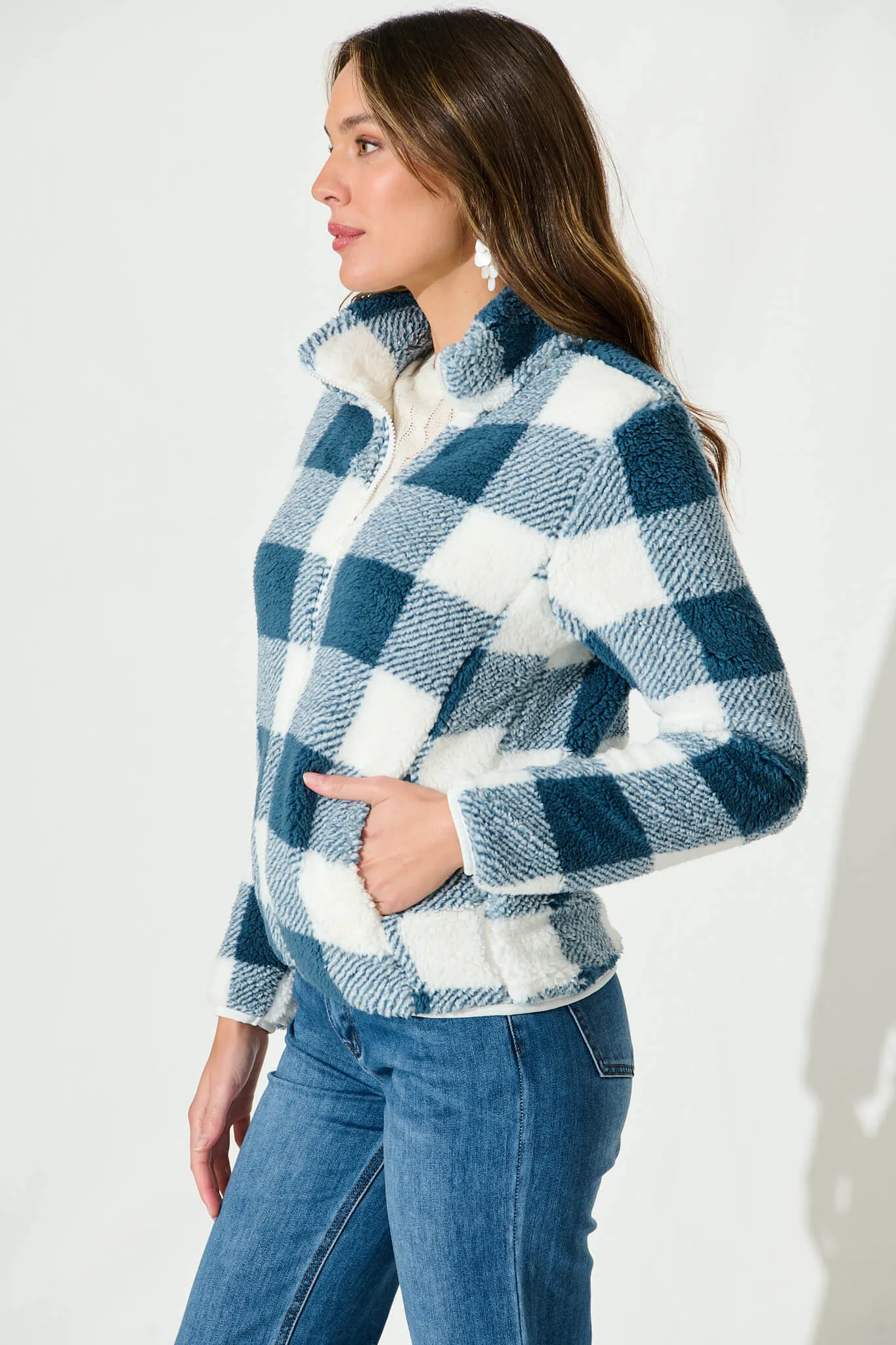 Linea Fluffy Jacket In Blue With White Check