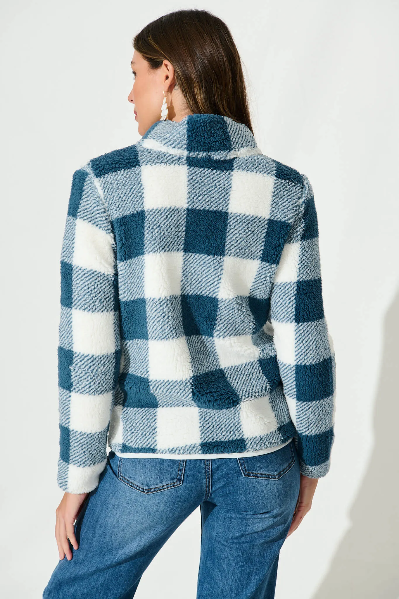 Linea Fluffy Jacket In Blue With White Check