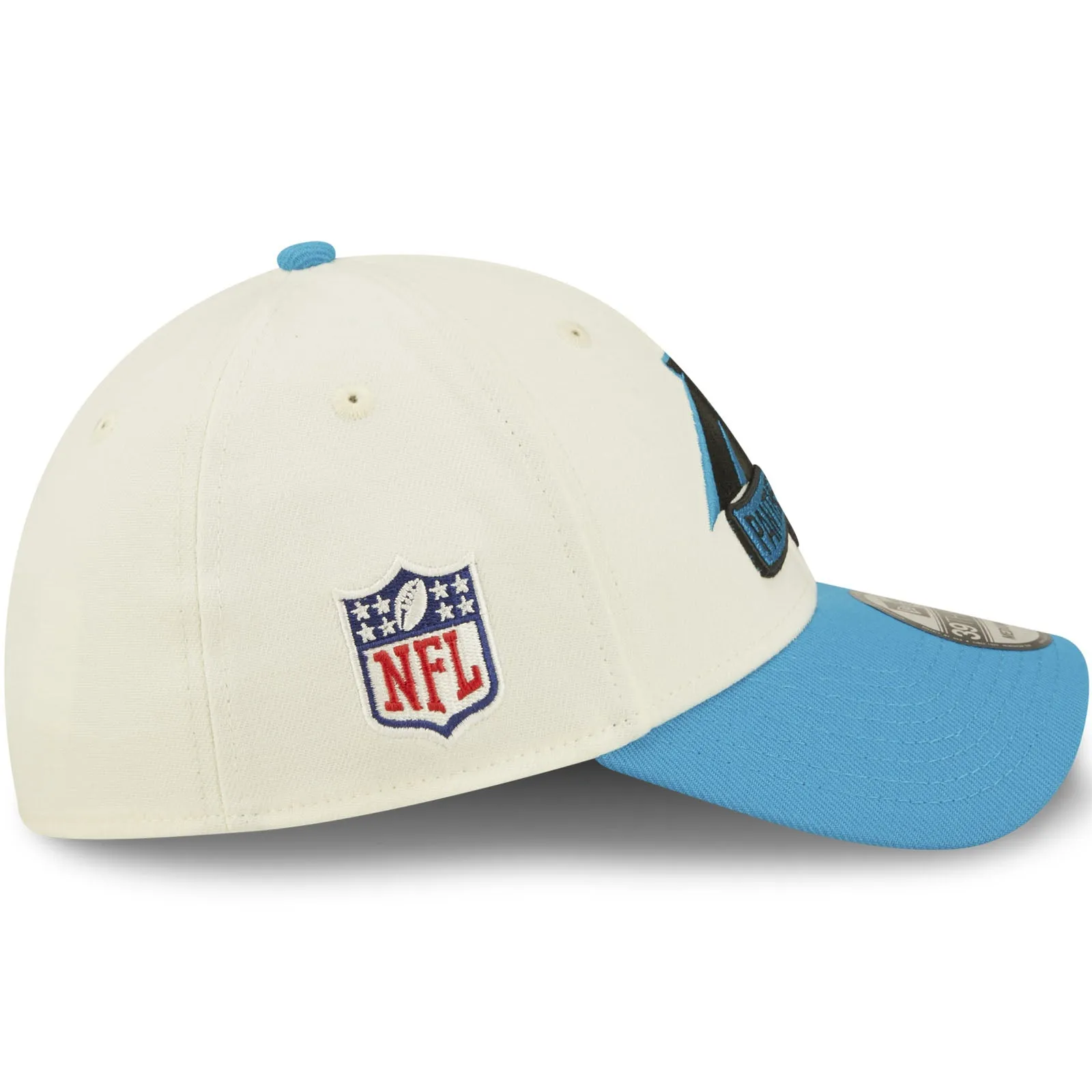 New Era Carolina Panthers NFL 39THIRTY Sideline 2022 Baseball Cap - White