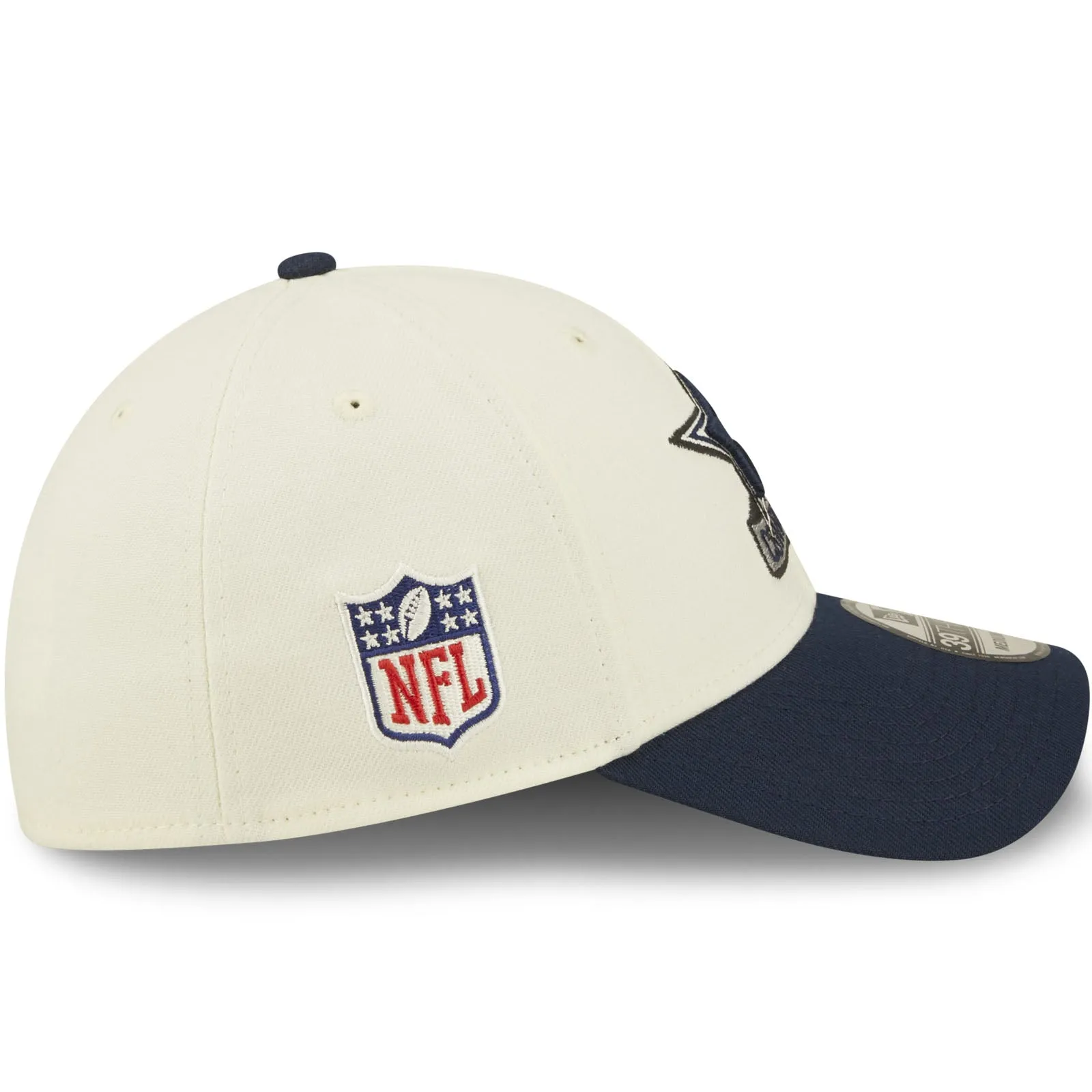 New Era Dallas Cowboys NFL 39THIRTY Sideline 2022 Baseball Cap - White