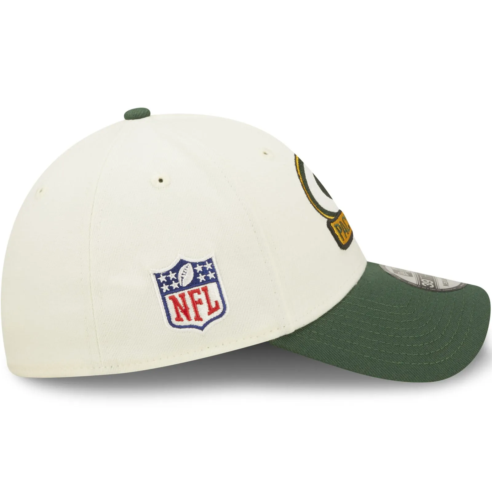 New Era Green Bay Packers NFL 39THIRTY Sideline 2022 Baseball Cap - White