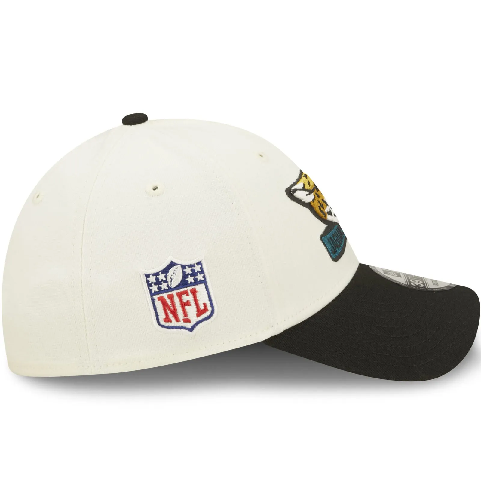 New Era Jacksonville Jaguars NFL 39THIRTY Sideline 2022 Baseball Cap - White