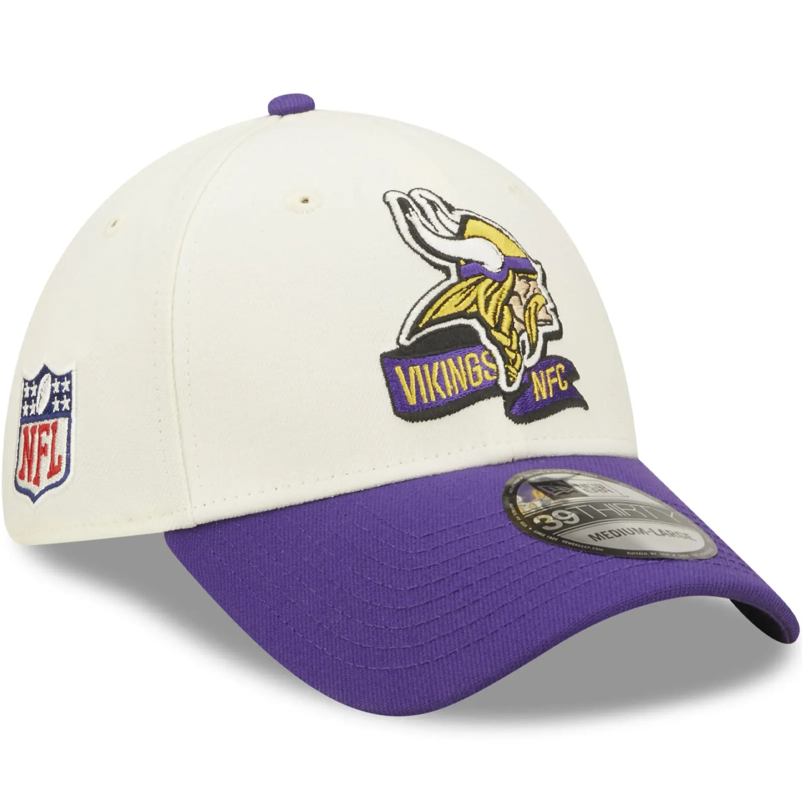 New Era Minnesota Vikings NFL 39THIRTY Sideline 2022 Baseball Cap - White