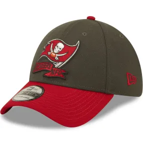 New Era Tampa Bay Buccaneers NFL 2022 Sideline 39THIRTY Baseball Cap - Brown