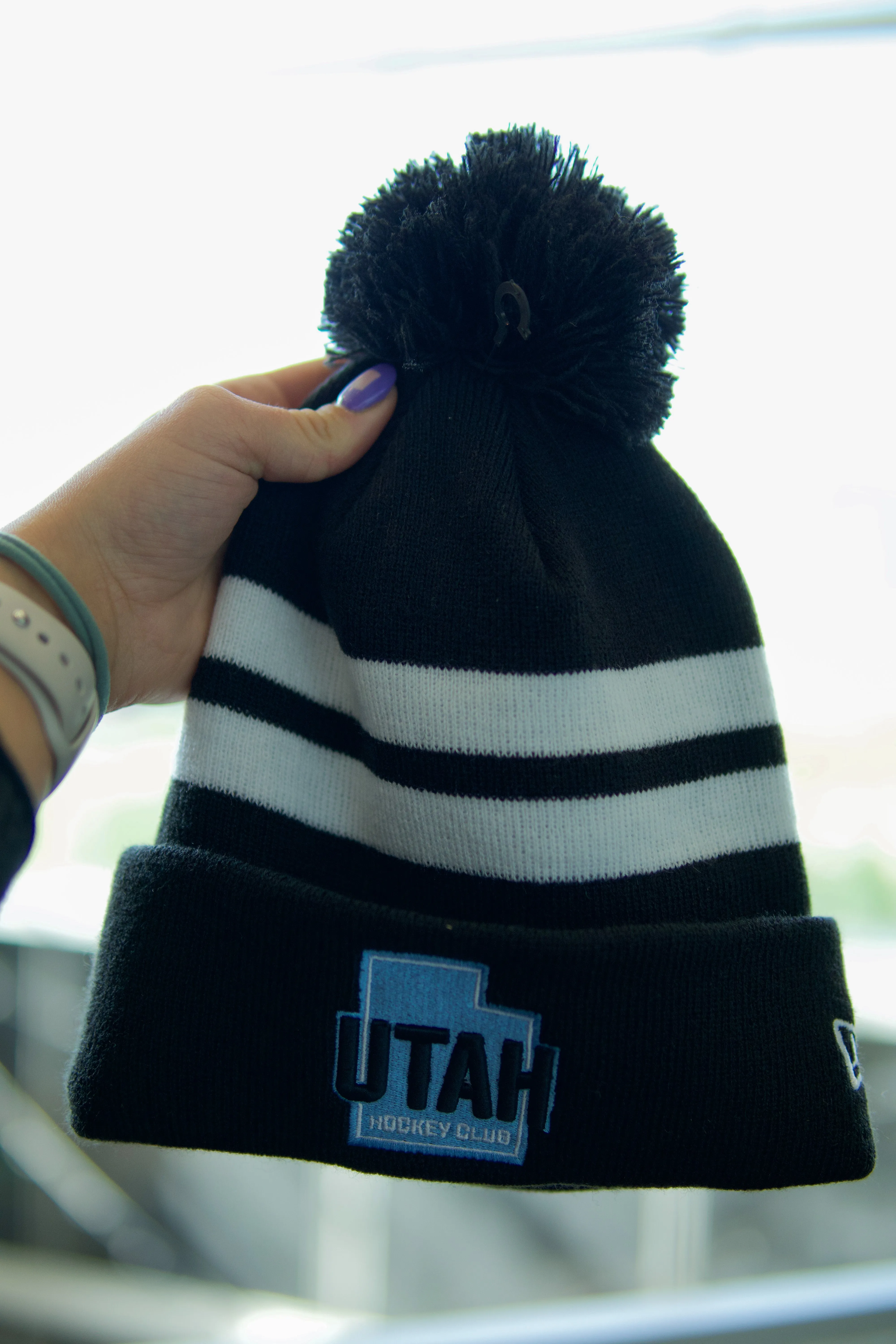 New Era Utah Hockey Black Stripe Pom State Knit  - Black - New Era