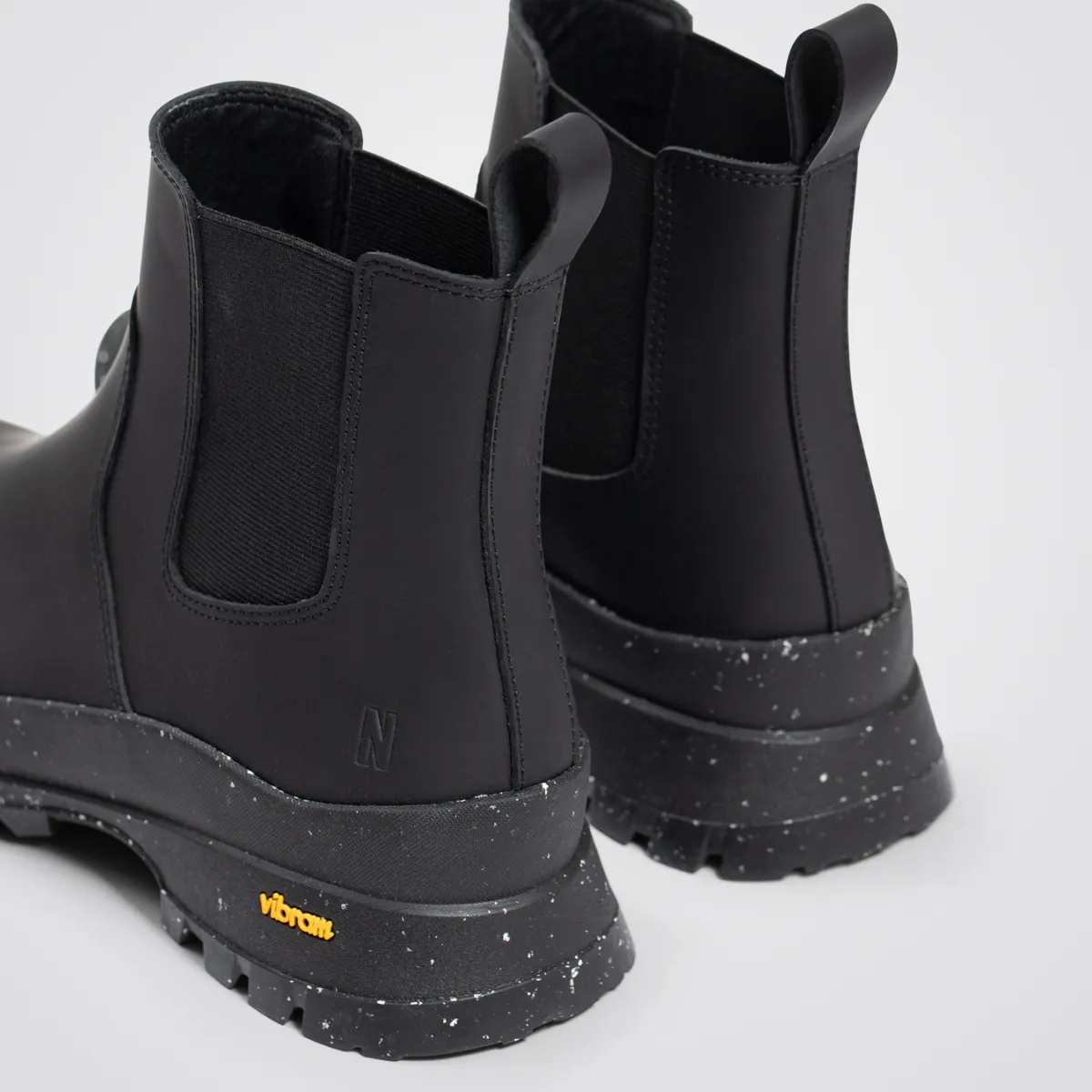 Norse Projects   Chelsea Boot Black