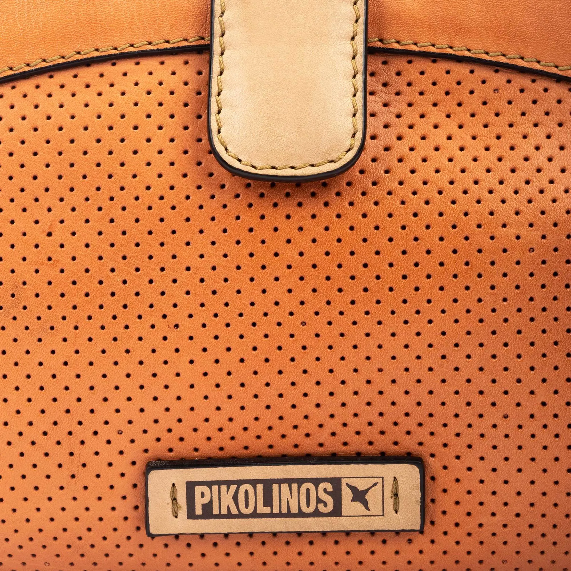 Pikolinos Salinas Leather Shoulder Bag