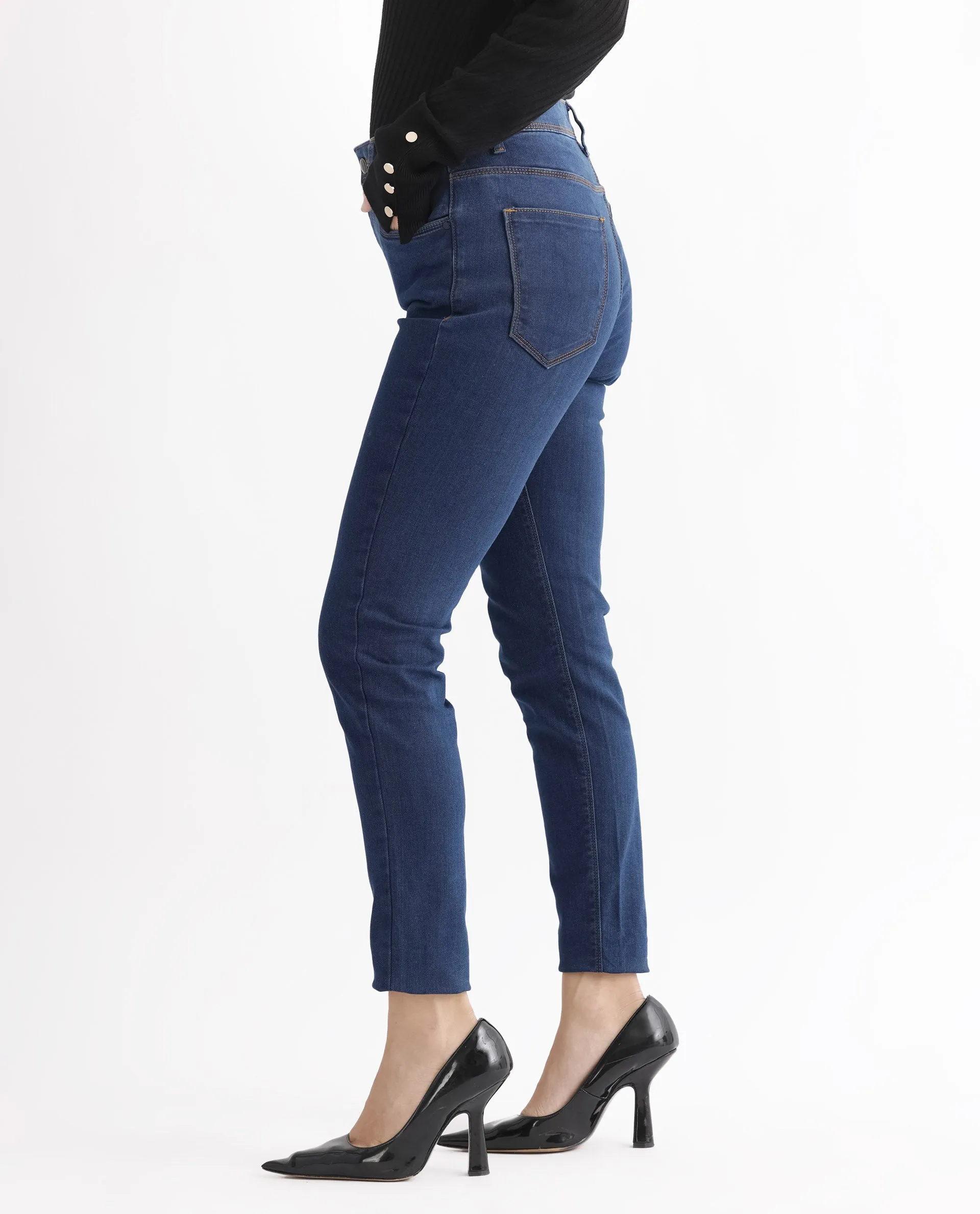 Rareism Women Pansy Navy Cotton Viscose Fabric Mid Rise Solid Slim Fit Ankle Length Jeans