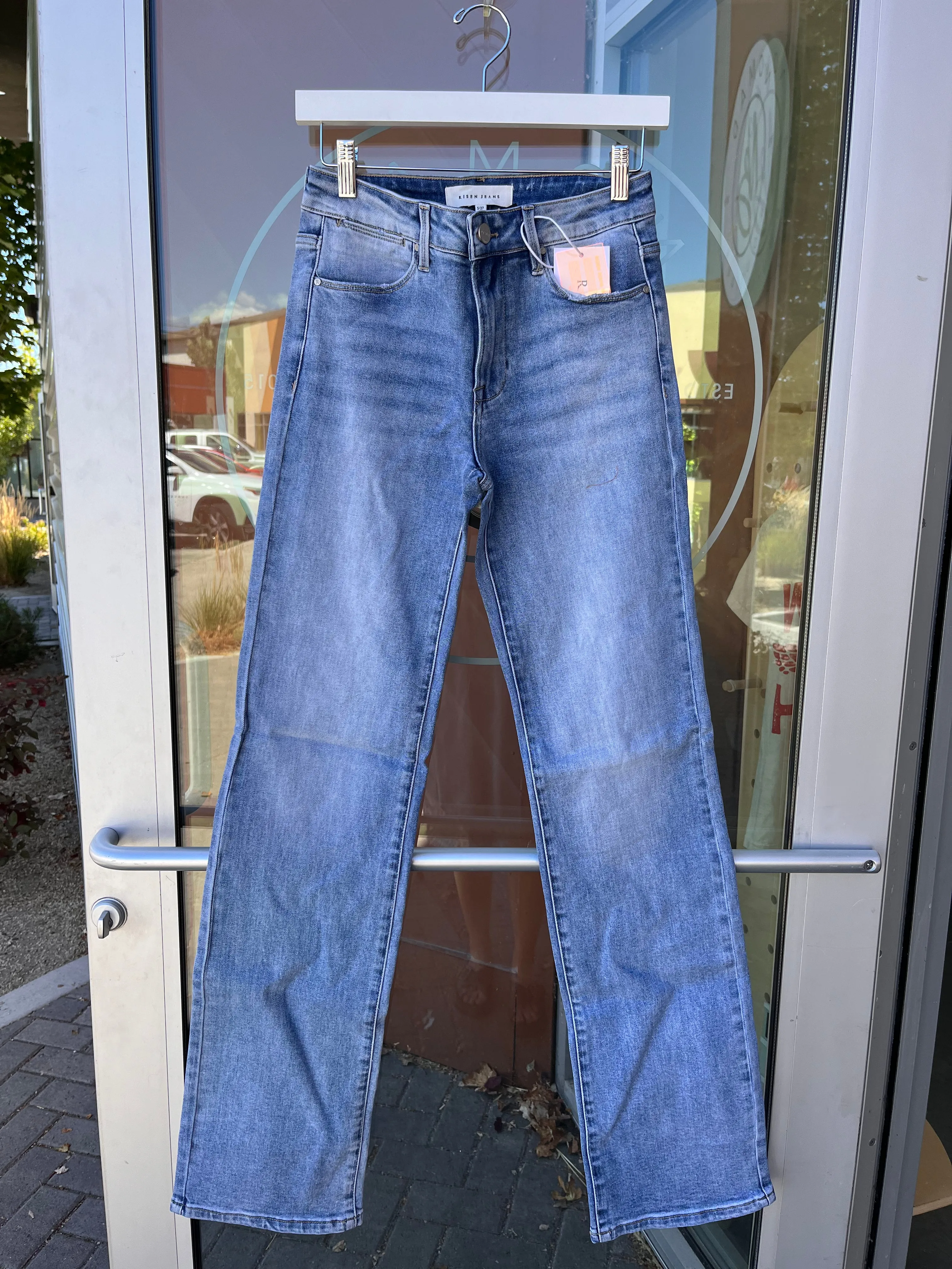 Risen Mid Rise Jeans