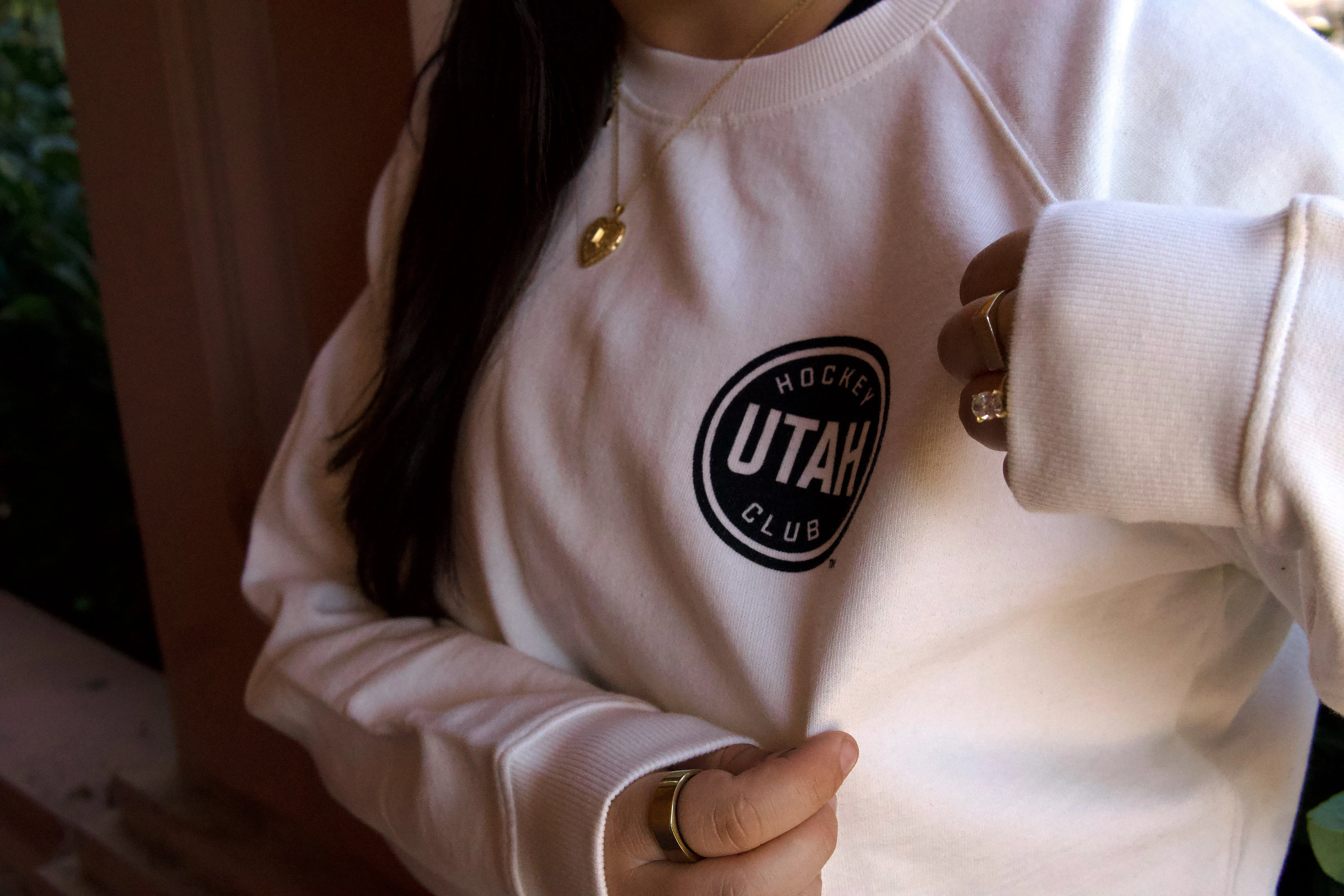 Sportiqe Womens Utah Hockey Ashlyn Cloud Circle Crew - White- Sportiqe