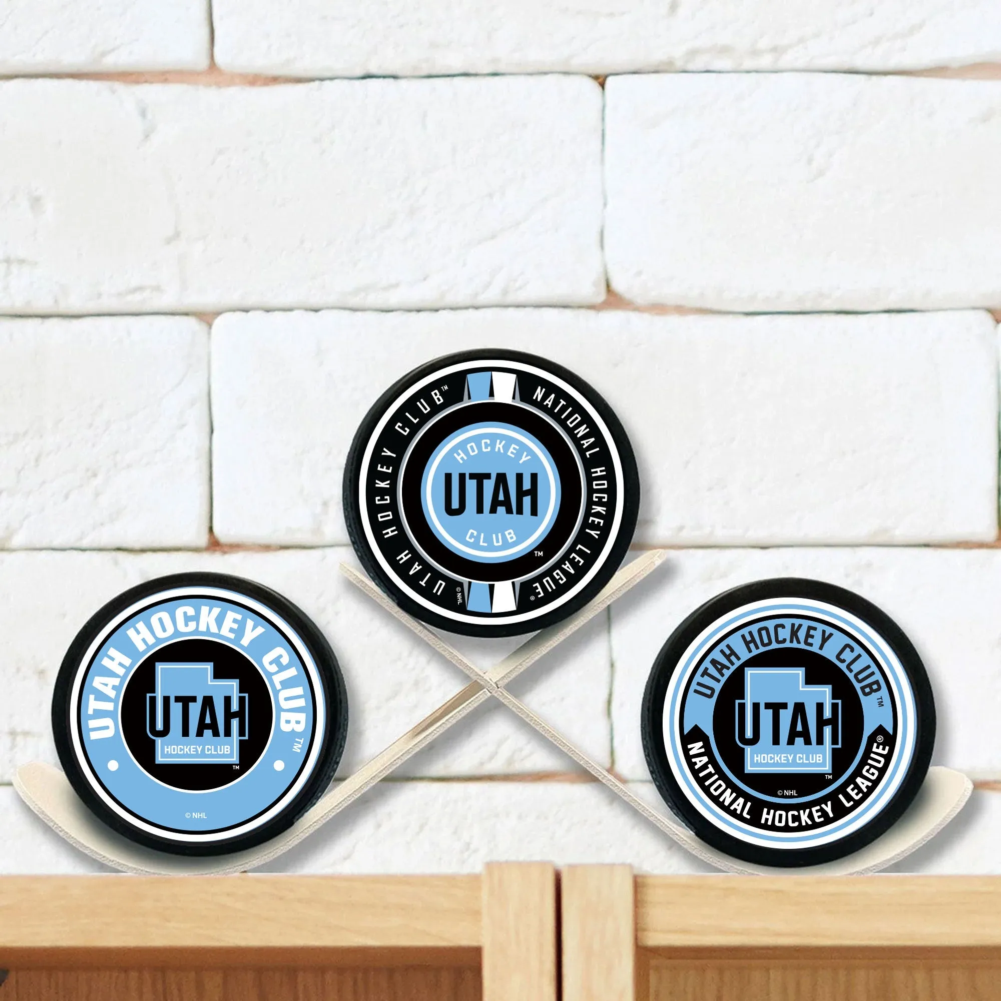 Sports Decor Utah Hockey Club Puck Set with Metal Stand (4-Piece)