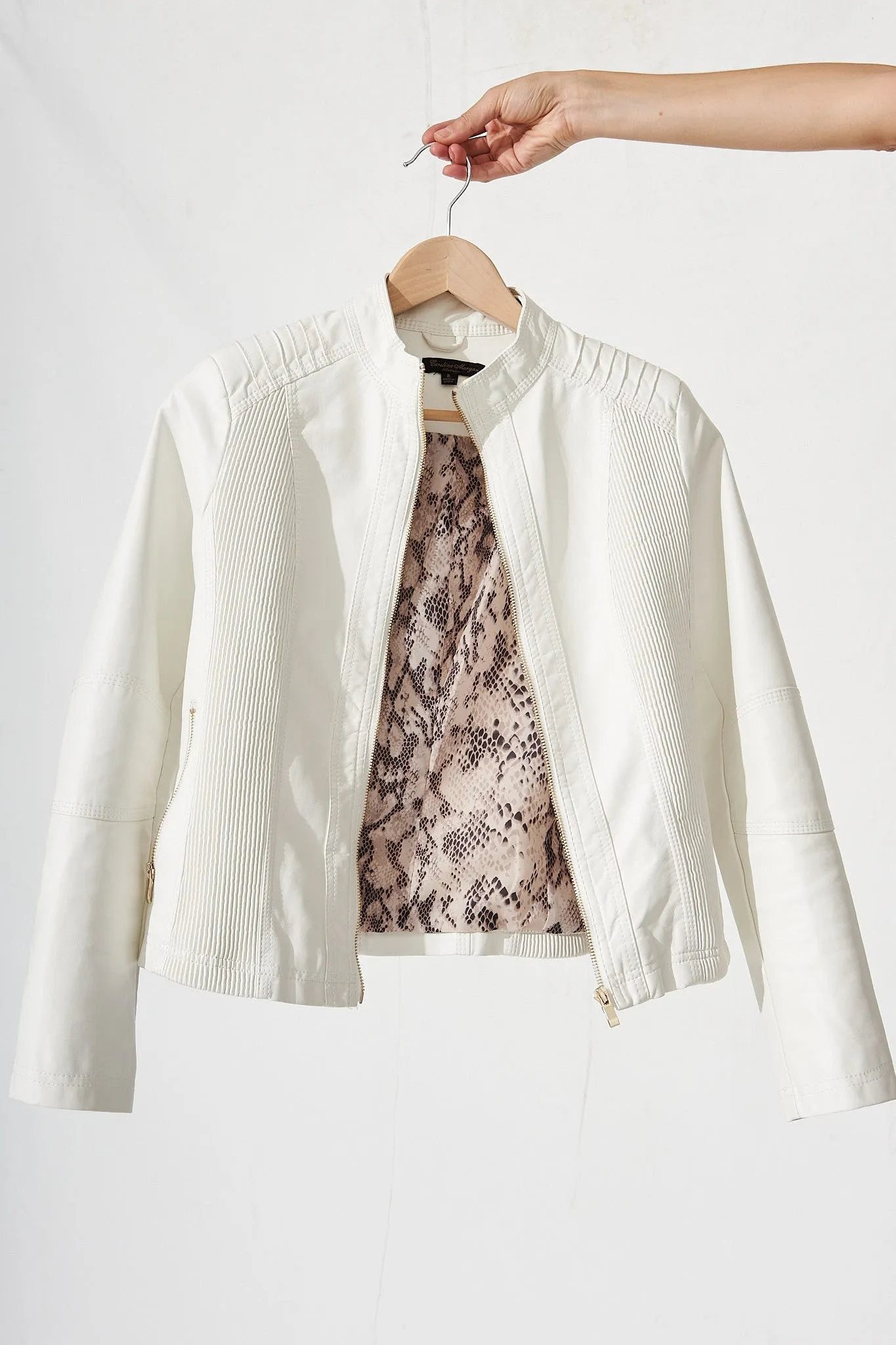 Stefany Jacket in White