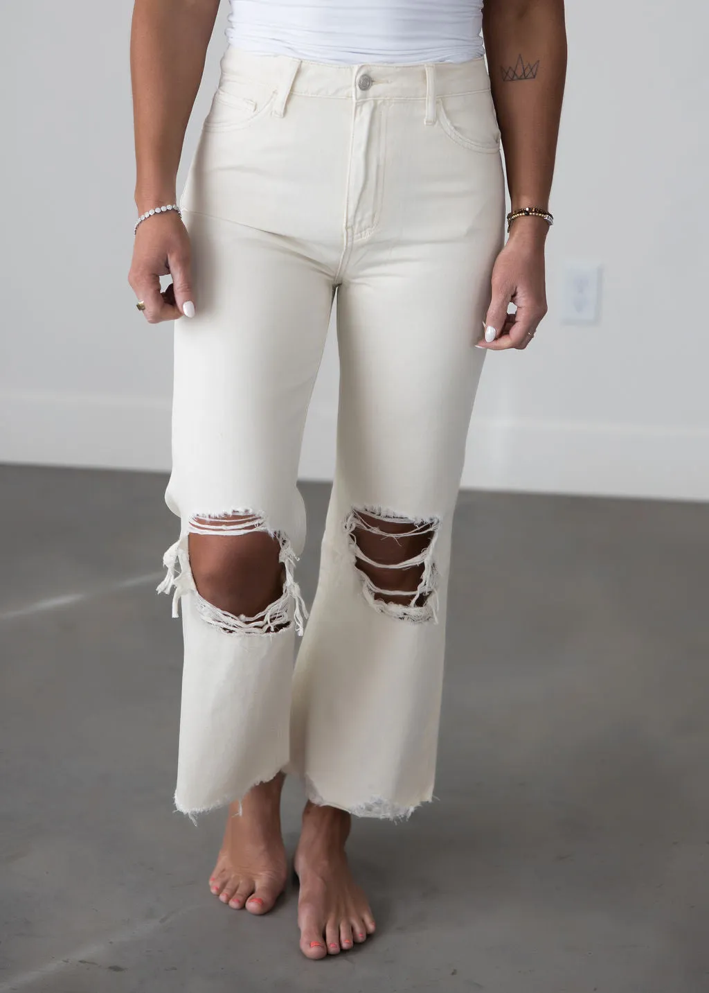 Vada Distressed Vervet Jeans